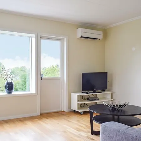 Awesome In W/ Wifi And 3 Bedrooms Ferienhaus