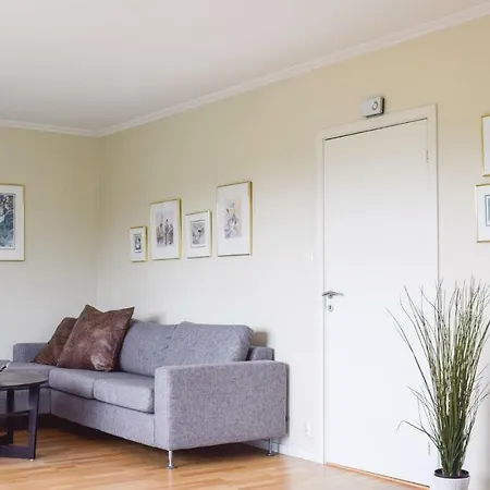 Awesome In W/ Wifi And 3 Bedrooms Σπίτι διακοπών Hjellestad